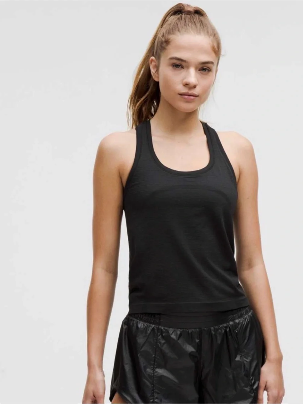 Lululemon Swiftly Tech Racerback Tank Top 2.0 Race Length Black Women’s size 6